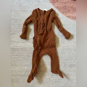 EUC Spearmint Love - Brown Ruffled Kids One Piece - 0-3m